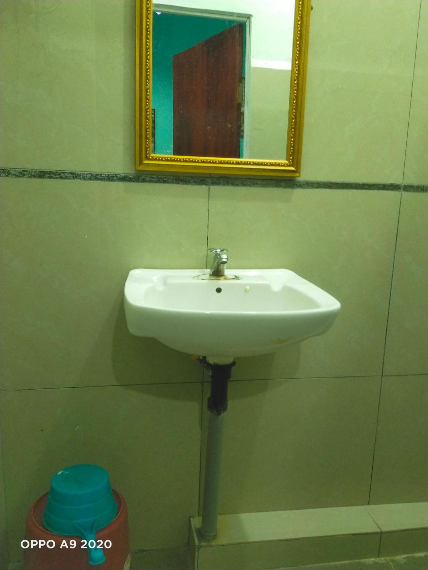 Sukau Tomanggong View Bed & Breakfast Екстериор снимка